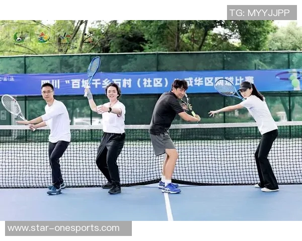 赛后复盘成都网球队与南京网球队灵活性对比分析与战术探讨 赛后复盘成都网球队与南京网球队灵活性对比分析与战术探讨