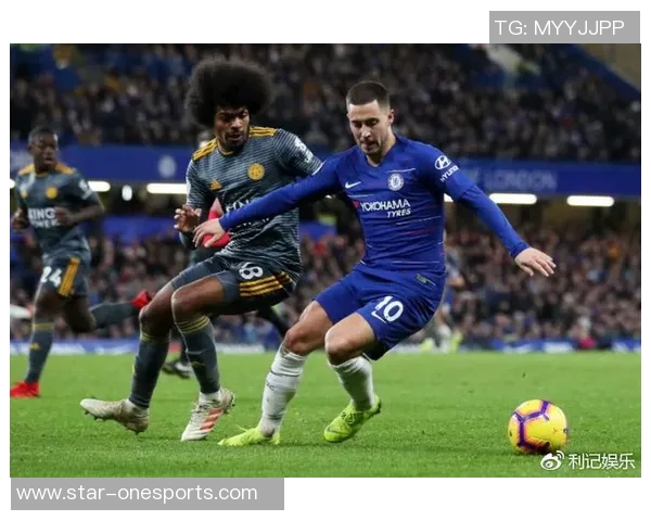 英超赛后复盘成都羽毛球队与深圳羽毛球队状态分析与表现评估