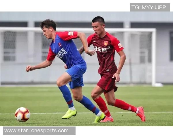 深圳足球队以71分领跑大满贯积分榜争夺欧冠荣耀