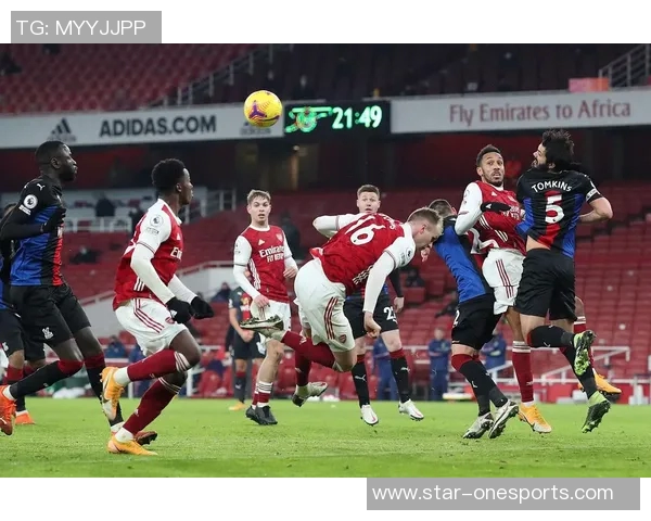 英超足球热议深圳足球队灵活性争议引发的多方观点与分析 英超足球热议深圳足球队灵活性争议引发的多方观点与分析