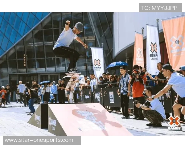 西安滑板队在极限运动联赛中以100分稳居积分榜首位