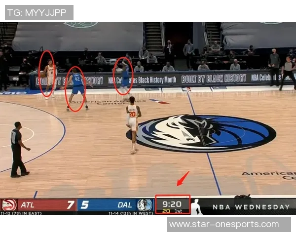 重庆足球队的包夹战术解析与应用探讨